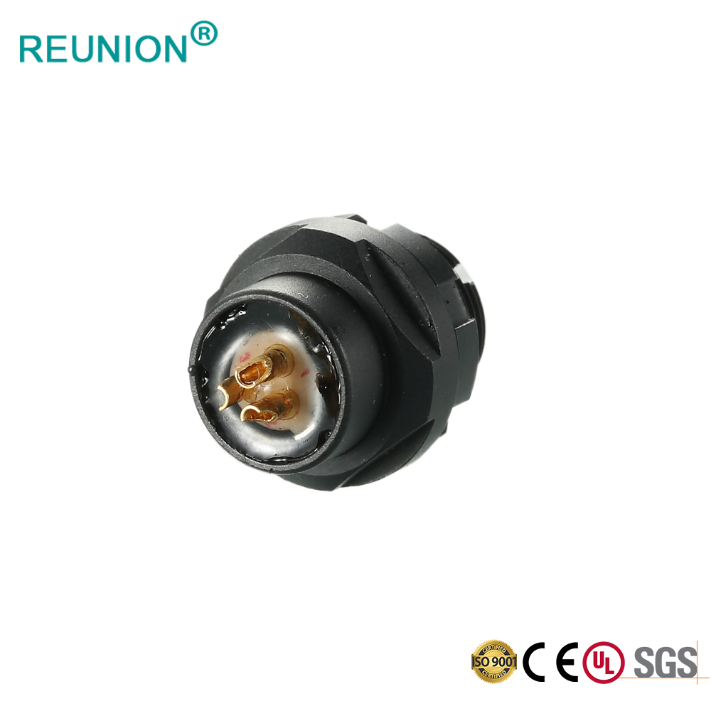REUNION F Series - IP68 Watertight F Series Blind Mating Power Connectors